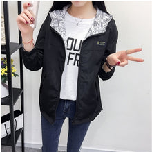 Load image into Gallery viewer, Spring Autumn Fashion women Bomber women Jacket Pocket Zipper Hooded Two Side Wear Outwear Loose Plus Size Windbreaker Famale
