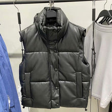Load image into Gallery viewer, New Autumn Winter Black Warm Faux Leather Vest Women Fashion Zipper Sleeveless Coat Tops Female Casual Short Outwear Ladies
